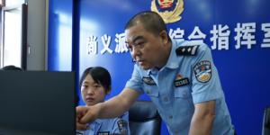 冰城公安：老民警倾囊相授“看家本领”  助力新警稳步成长