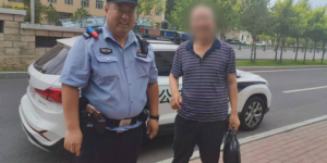 南岗公安巡逻中热心服务 迷途指引显温情 精准服务赢赞誉